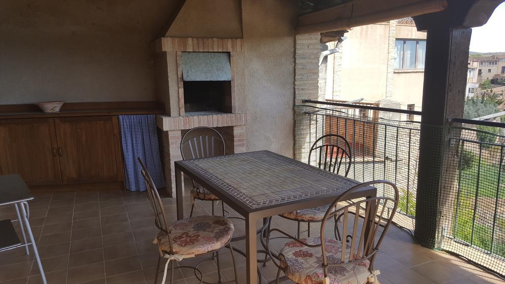Casa Sampietro Lägenhet Alquézar Exteriör bild